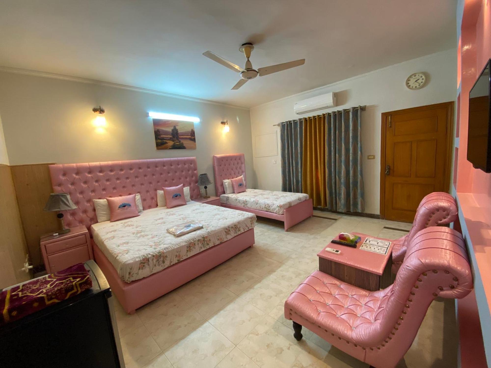 Fusion Lodge Исламабад Екстериор снимка