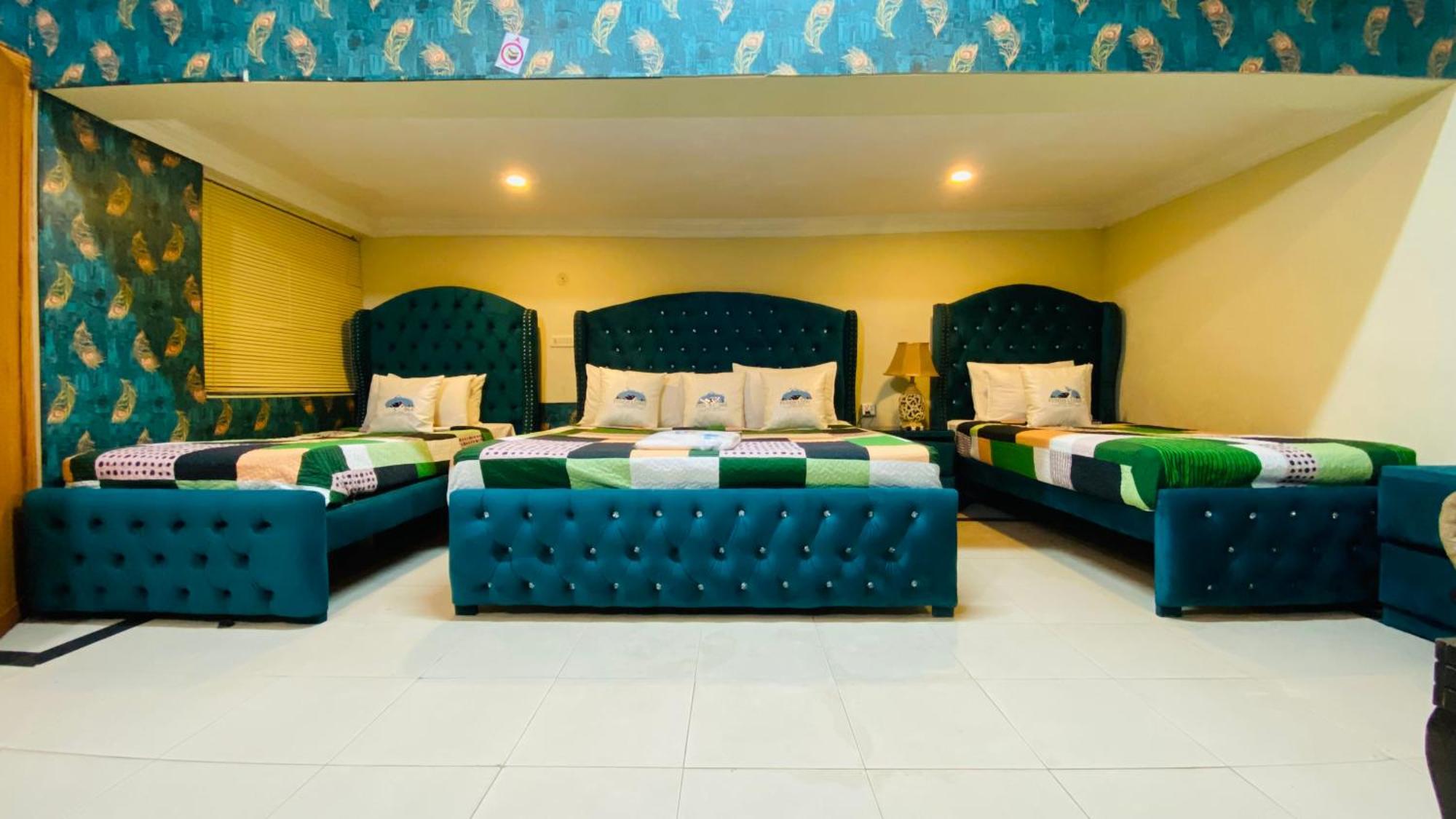 Fusion Lodge Исламабад Екстериор снимка