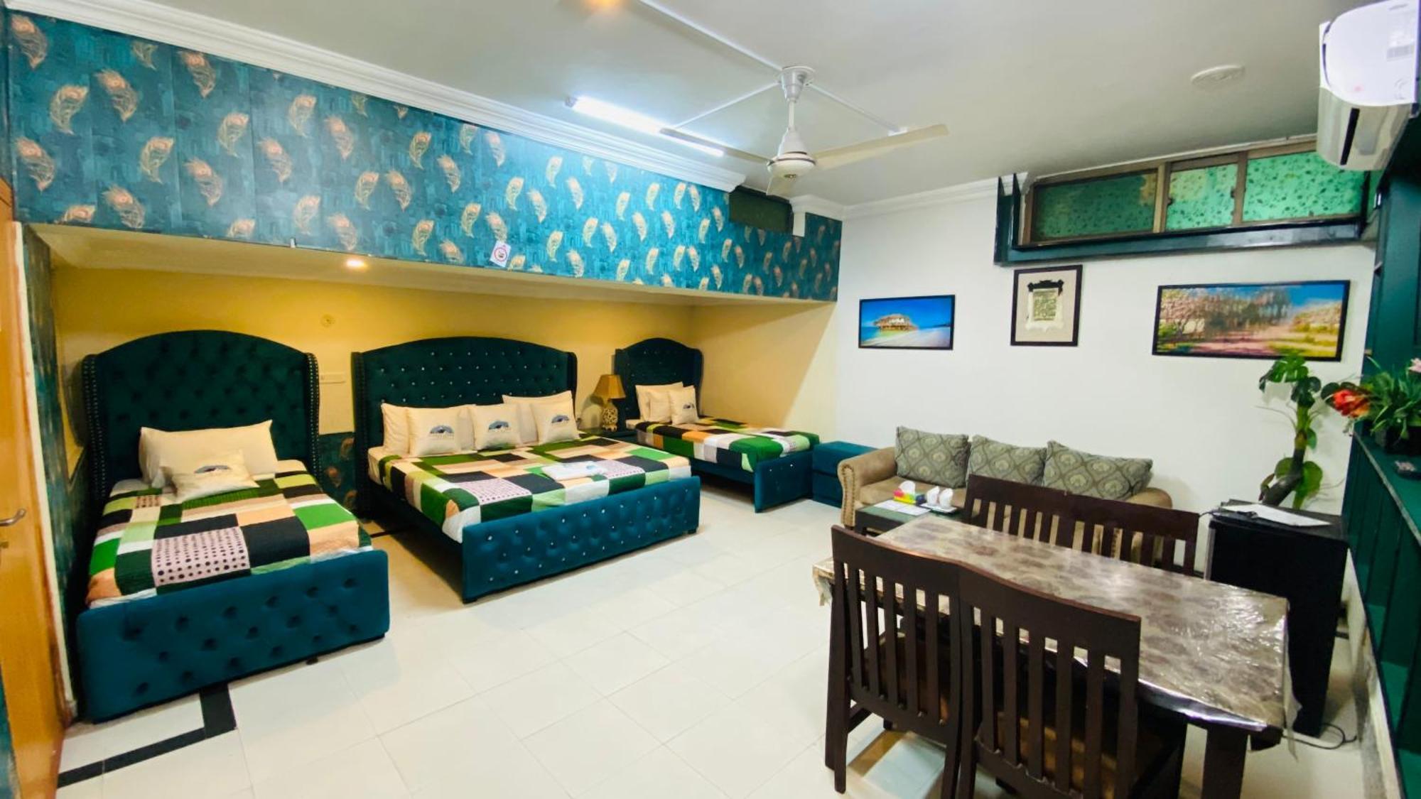 Fusion Lodge Исламабад Екстериор снимка