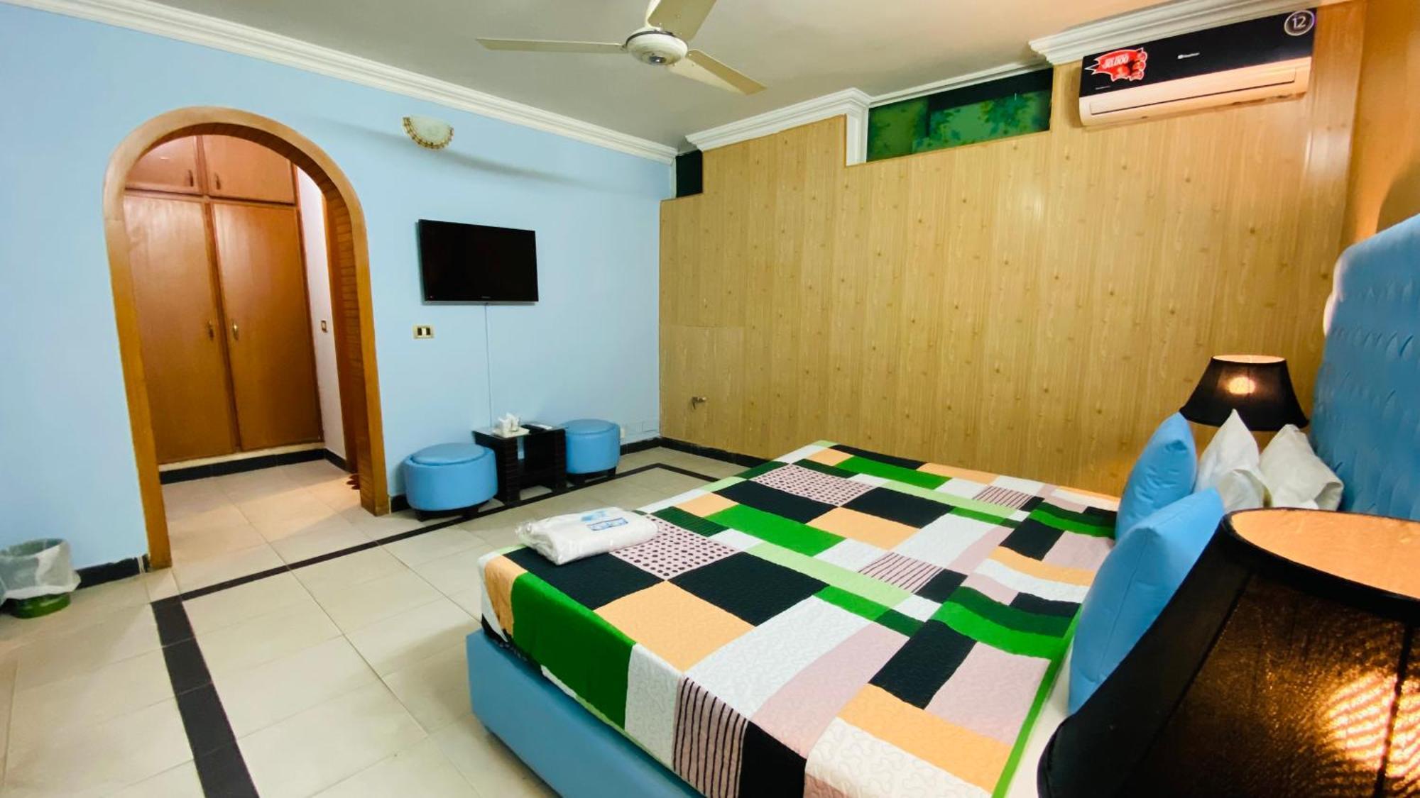 Fusion Lodge Исламабад Екстериор снимка