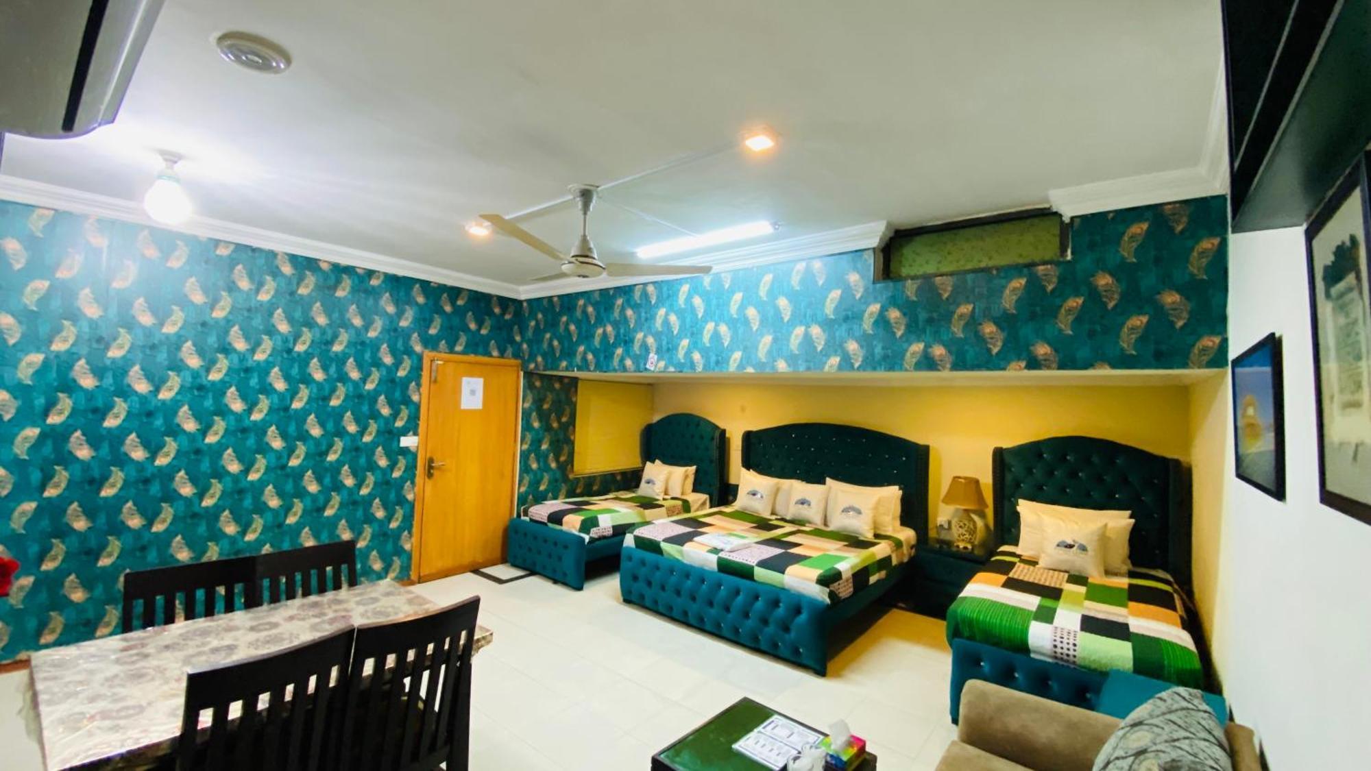 Fusion Lodge Исламабад Екстериор снимка