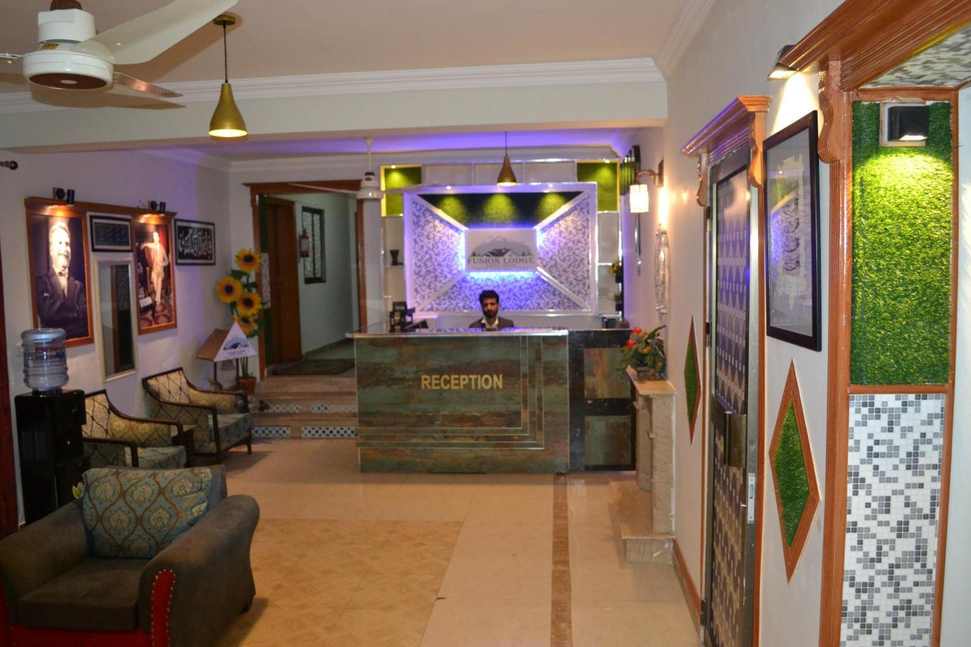 Fusion Lodge Исламабад Екстериор снимка