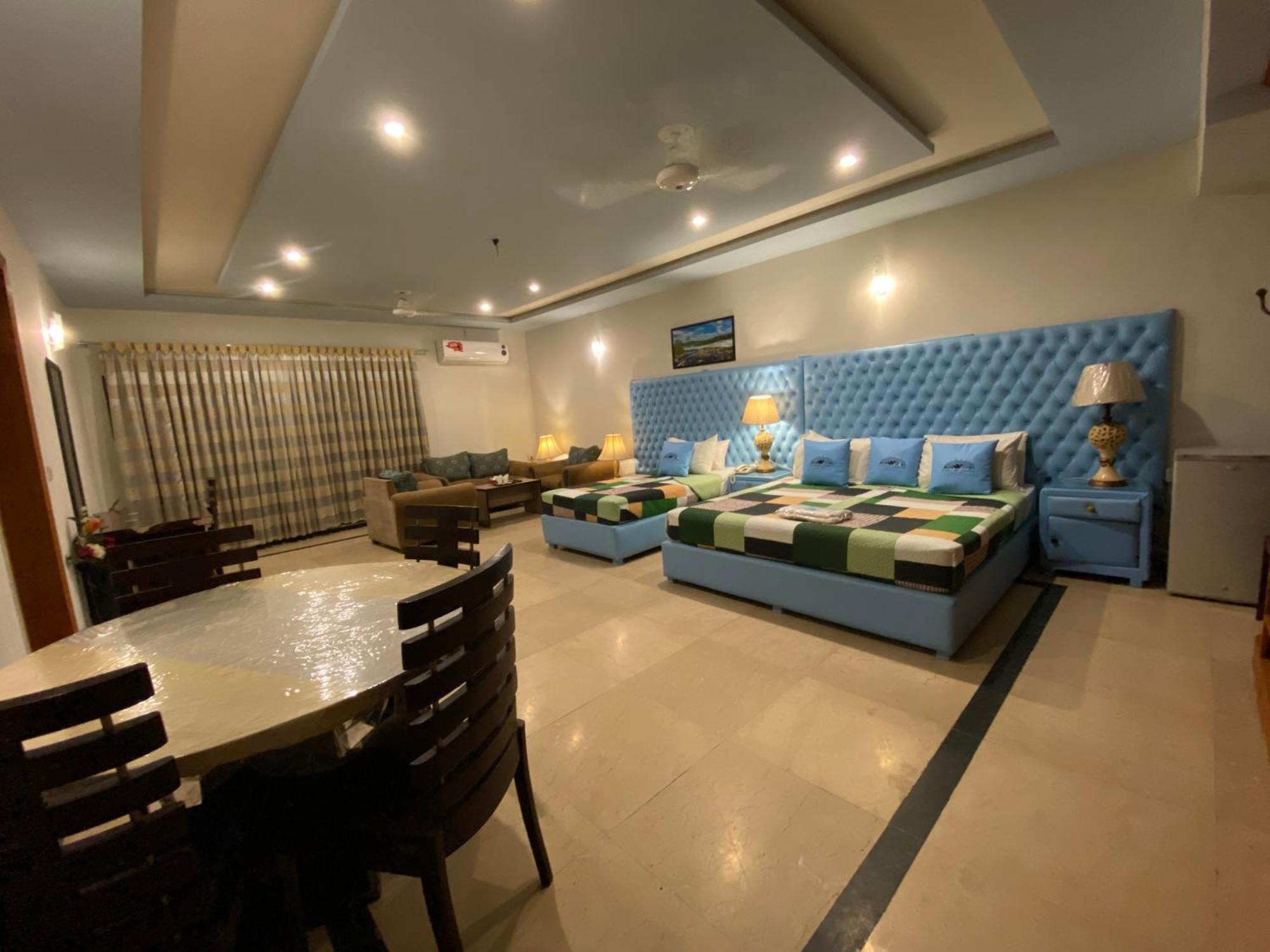 Fusion Lodge Исламабад Екстериор снимка
