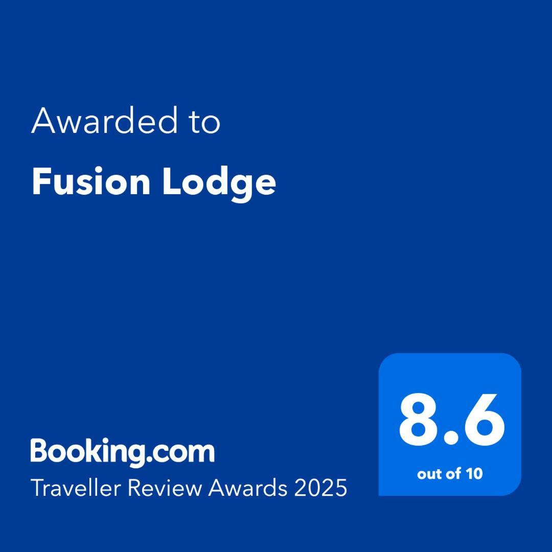 Fusion Lodge Исламабад Екстериор снимка